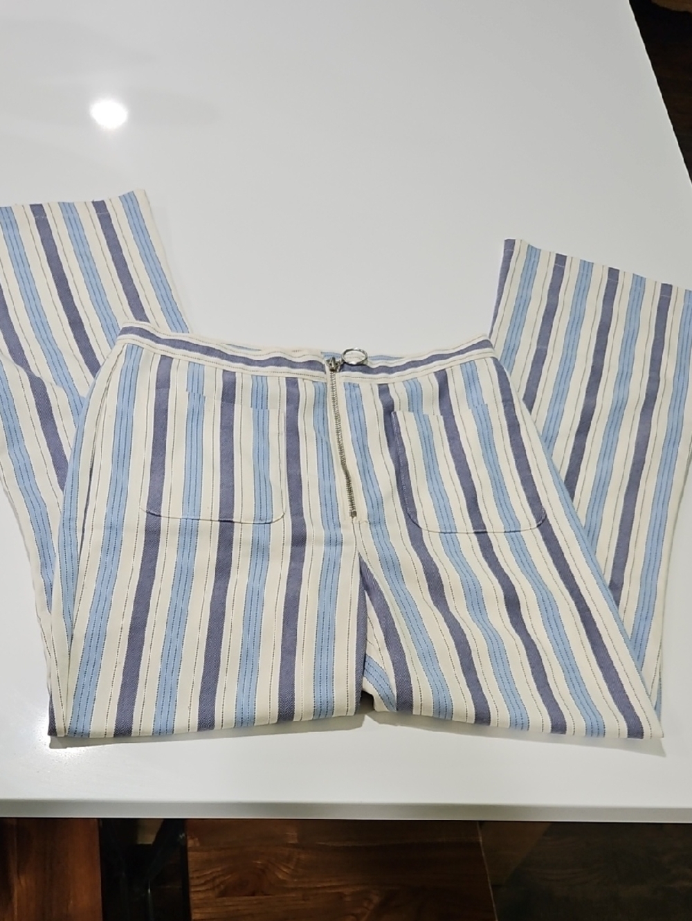Urban Outfitters Cream and Light Blue Striped Skirt Size 6 Nwot